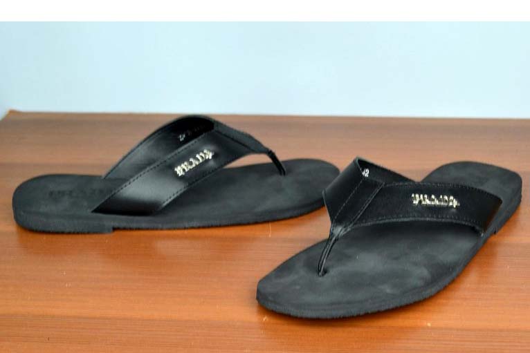 2017 Proda slippers man 38-46-008